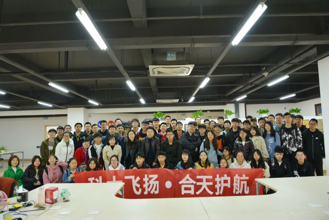 合影留念.jpg